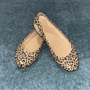 Crocs KADEE Tan & Brown Leopard Print Slip-ons Size 7